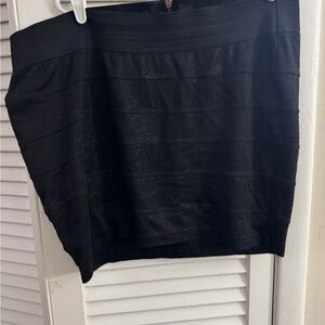 Black Ribbed Bubble Mini Skirt